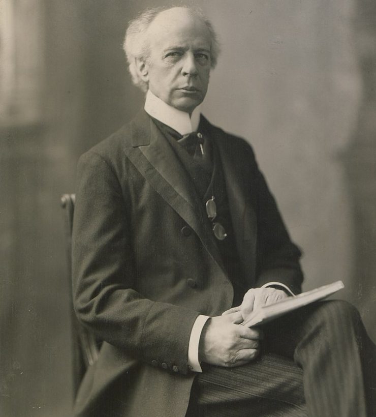 سِر هنری چارلز ویلفرد لوریه (Sir Henri Charles Wilfrid Laurier) هفتمین نخست‌وزیر کانادا و اولین نخست‌وزیر فرانسوی‌زبان کشور