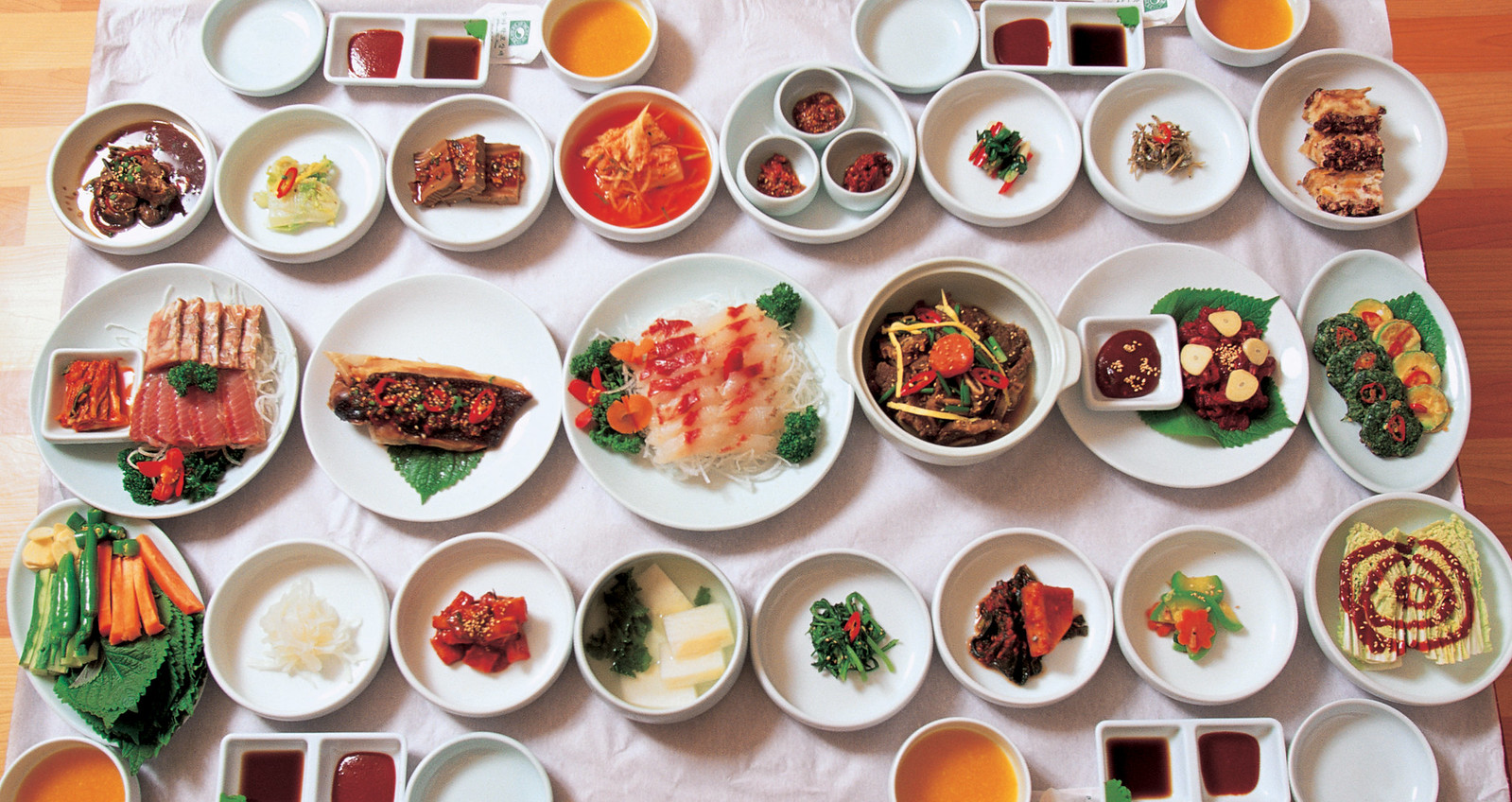آشپزی کره‌ای Korean table/ flicker