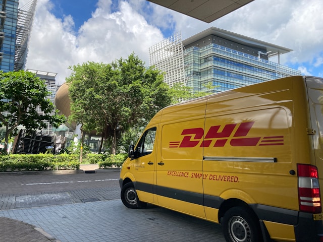 پست DHL / unsplash